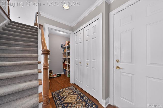 21874 Picadilly Circle, Novi, MI 48375