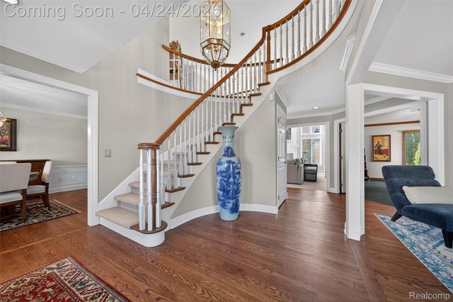21874 Picadilly Circle, Novi, MI 48375
