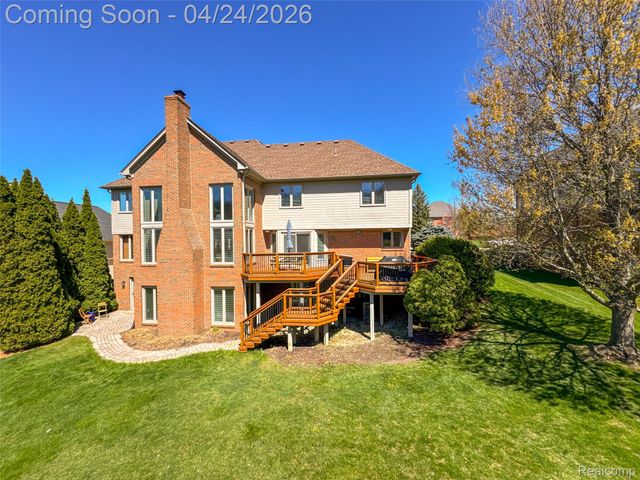 21874 Picadilly Circle, Novi, MI 48375
