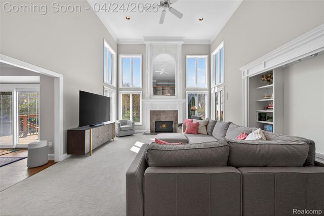 21874 Picadilly Circle, Novi, MI 48375
