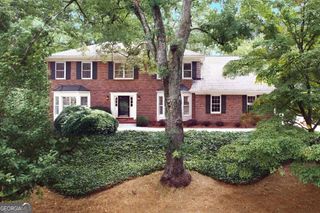 5165 Wellshire Place, Atlanta, GA 30338