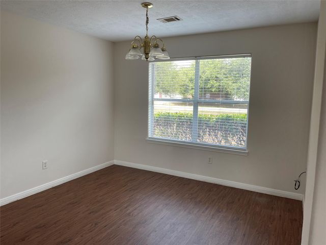 16216 Setting Sun Court, Conroe, TX 77302