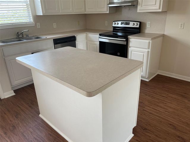 16216 Setting Sun Court, Conroe, TX 77302