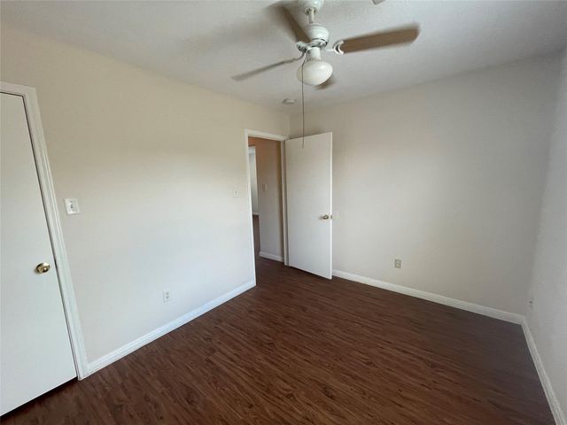 16216 Setting Sun Court, Conroe, TX 77302