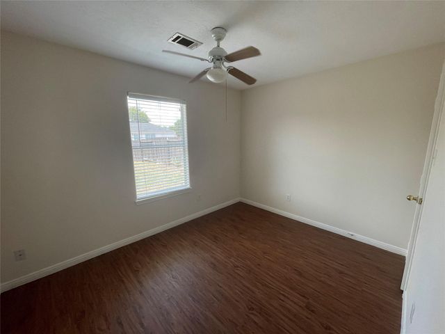 16216 Setting Sun Court, Conroe, TX 77302