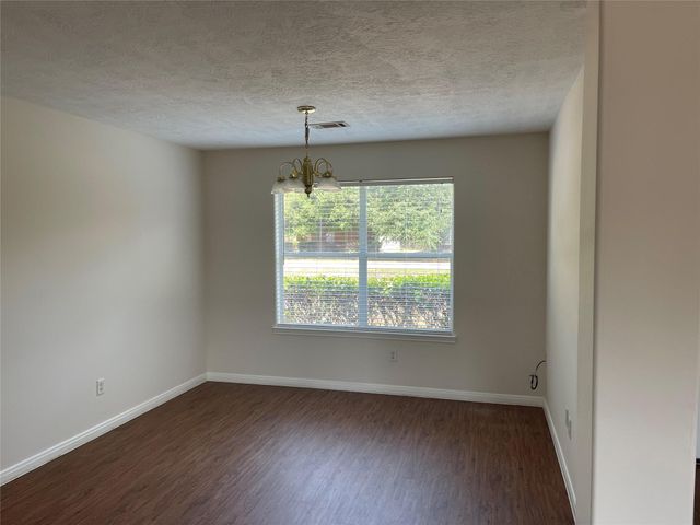 16216 Setting Sun Court, Conroe, TX 77302