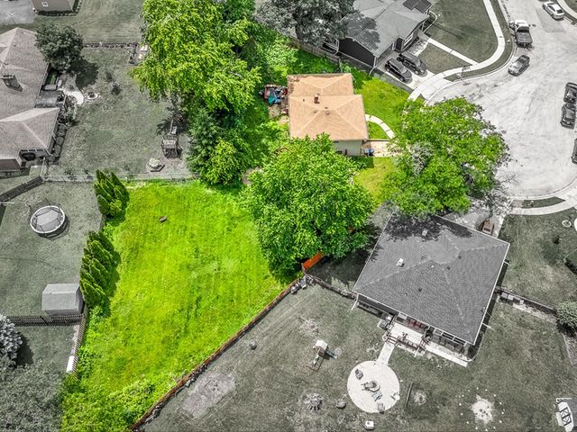 219 Walter Court, Elgin, IL 60123