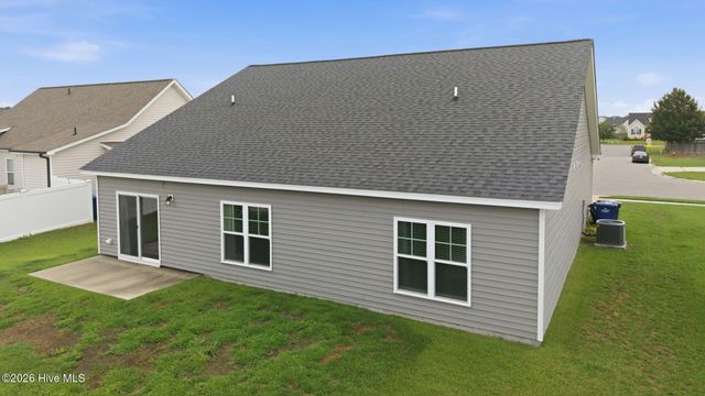 1701 Penncross Drive, Greenville, NC 27834