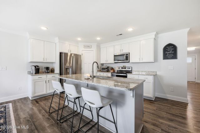 1701 Penncross Drive, Greenville, NC 27834