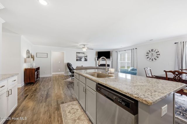 1701 Penncross Drive, Greenville, NC 27834