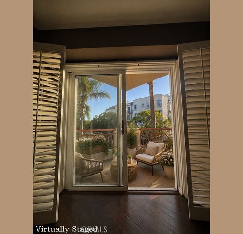 320 S Willaman Drive 302, Los Angeles, CA 90048