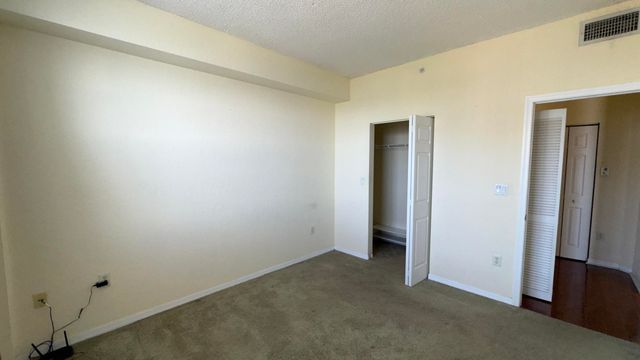 1801 N Flagler Drive 910, West Palm Beach, FL 33407