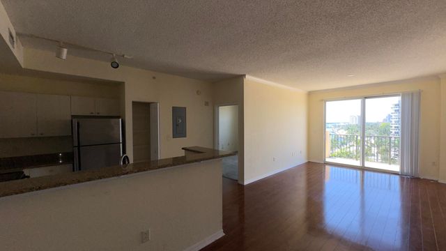 1801 N Flagler Drive 910, West Palm Beach, FL 33407