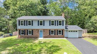 2640 Tulip LN, Vinton, VA 24179
