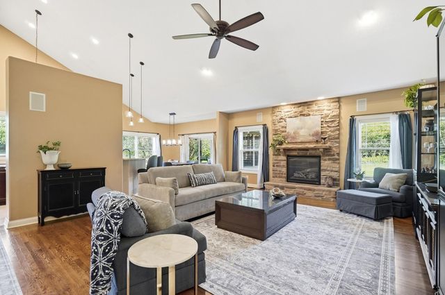 6147 Africa Road, Galena, OH 43021