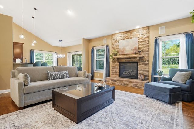 6147 Africa Road, Galena, OH 43021