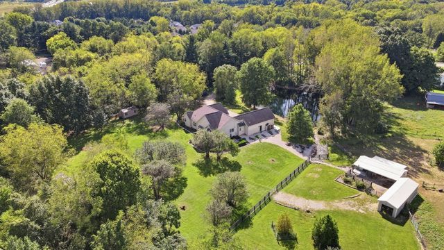 6147 Africa Road, Galena, OH 43021