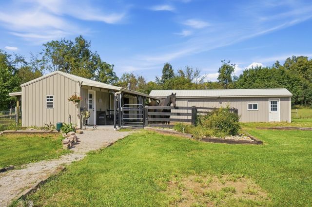 6147 Africa Road, Galena, OH 43021