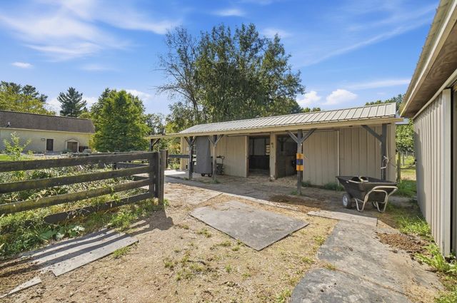 6147 Africa Road, Galena, OH 43021