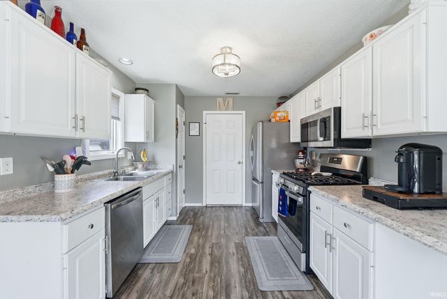 6410 Post Brook Lane, Fort Wayne, IN 46835