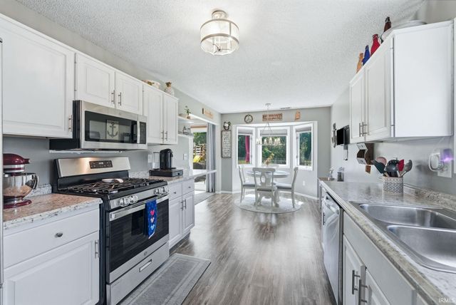 6410 Post Brook Lane, Fort Wayne, IN 46835