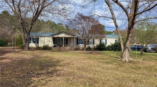 6805 Cooper Creek Drive, Hope Mills, NC 28348