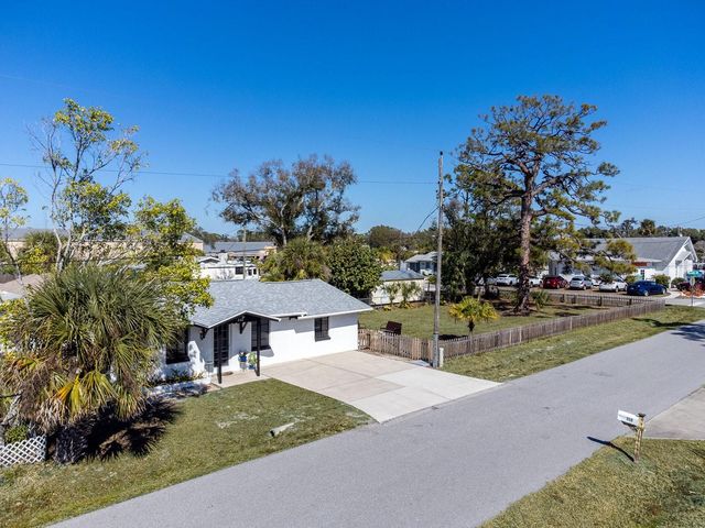 260 COCOANUT AVENUE, Englewood, FL 34223