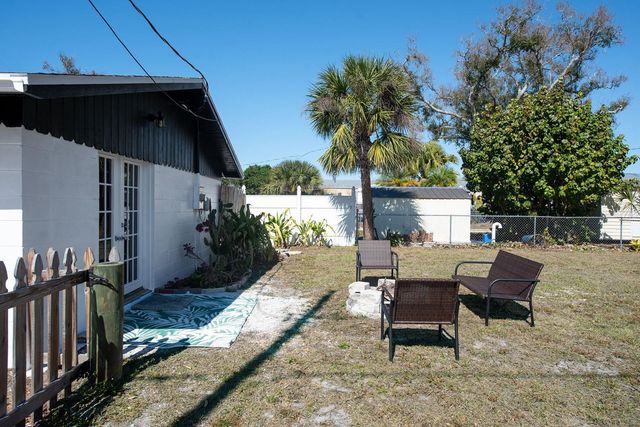 260 COCOANUT AVENUE, Englewood, FL 34223