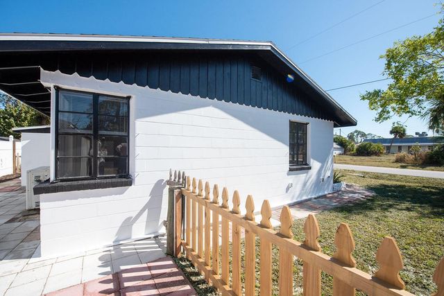 260 COCOANUT AVENUE, Englewood, FL 34223