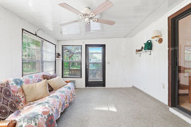 852 Lamplighter Drive NW, Palm Bay, FL 32907