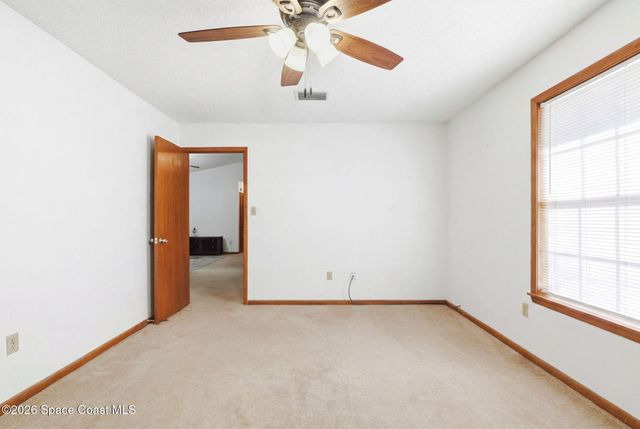 852 Lamplighter Drive NW, Palm Bay, FL 32907