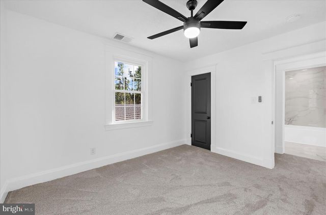 100 3RD AVE SE, Glen Burnie, MD 21061