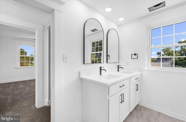 100 3RD AVE SE, Glen Burnie, MD 21061