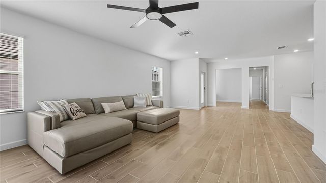 10965 TEAL LAGOON ISLE, San Antonio, FL 33576