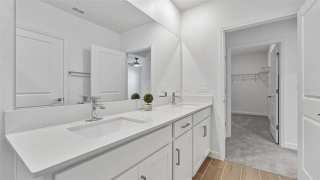 10965 TEAL LAGOON ISLE, San Antonio, FL 33576