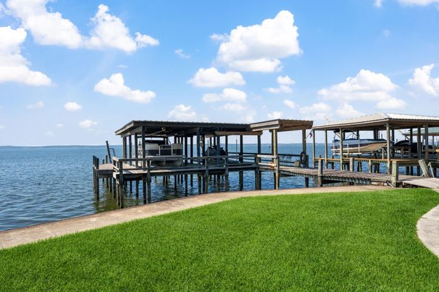 235 Mallard Point, Livingston, TX 77352