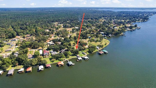 235 Mallard Point, Livingston, TX 77352