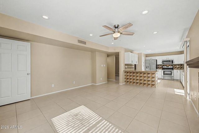 9053 W BANFF Lane, Peoria, AZ 85381