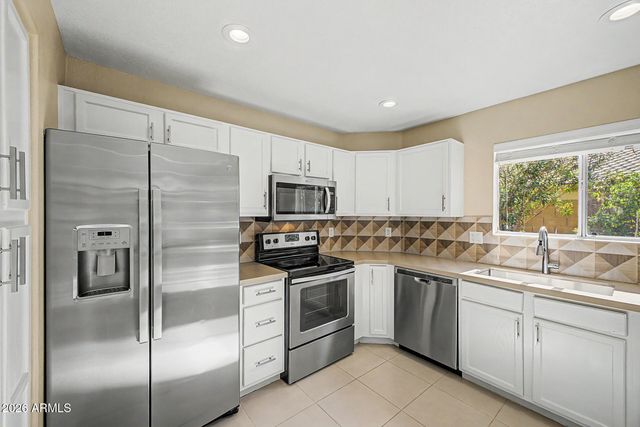 9053 W BANFF Lane, Peoria, AZ 85381