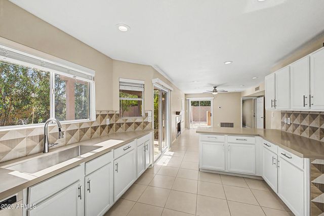 9053 W BANFF Lane, Peoria, AZ 85381