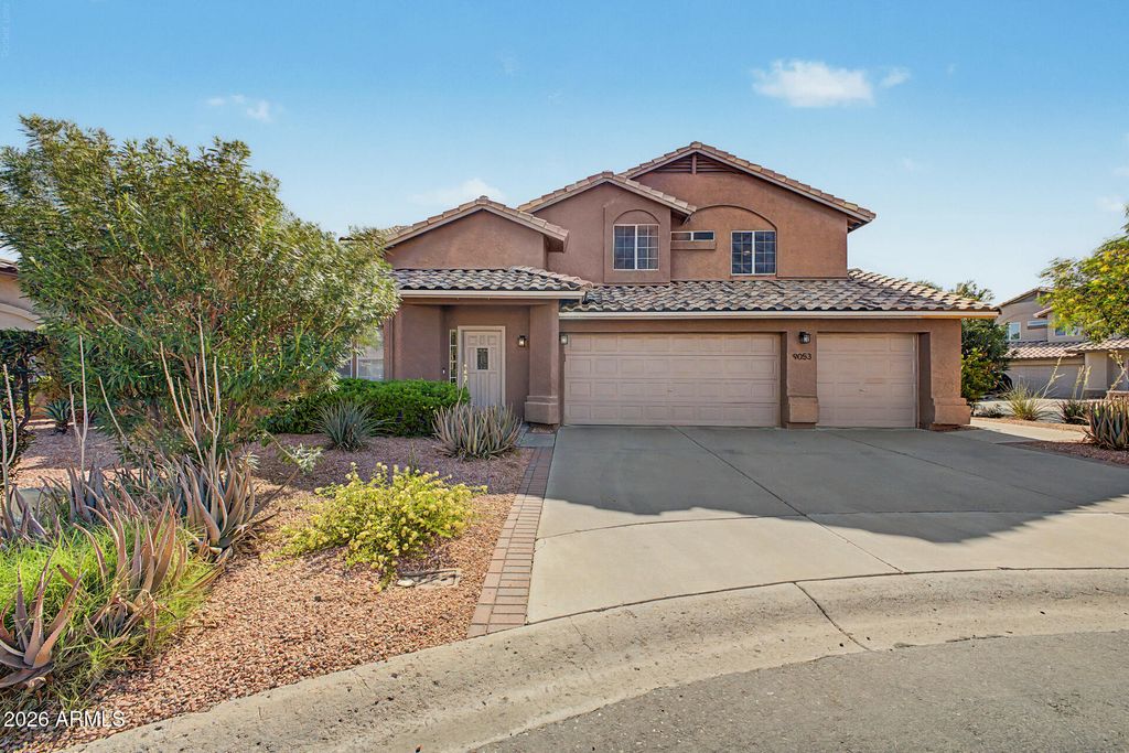 9053 W BANFF Lane, Peoria, AZ 85381