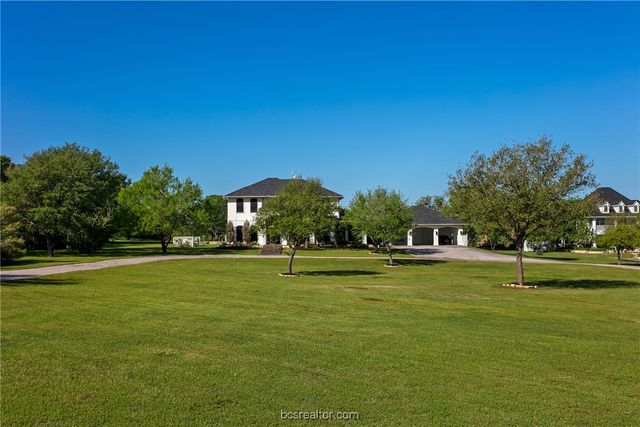 7576 River Ridge Drive, College Station, TX 77845