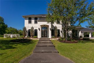 7576 River Ridge Drive, College Station, TX 77845