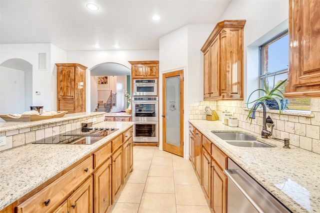 42176 Augusta Drive, Whitney, TX 76692