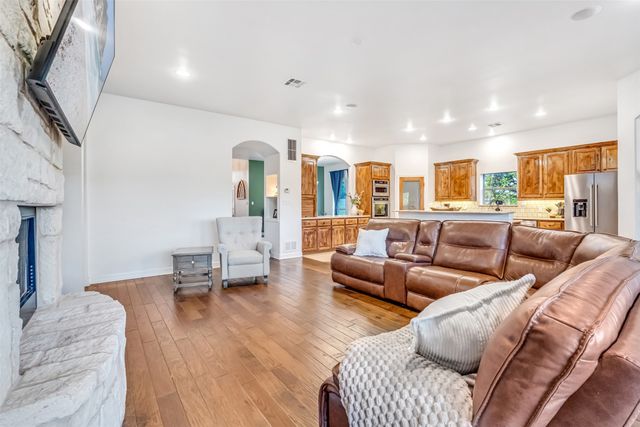 42176 Augusta Drive, Whitney, TX 76692