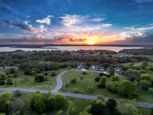 42176 Augusta Drive, Whitney, TX 76692
