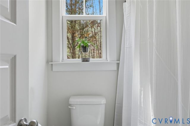 12418 Nash Rd, Chesterfield, VA 23838