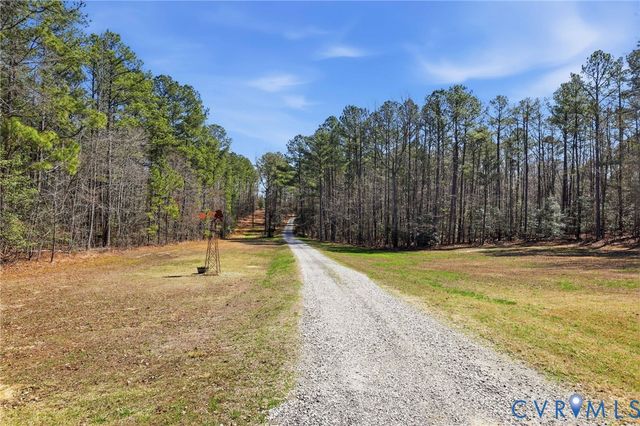 12418 Nash Rd, Chesterfield, VA 23838