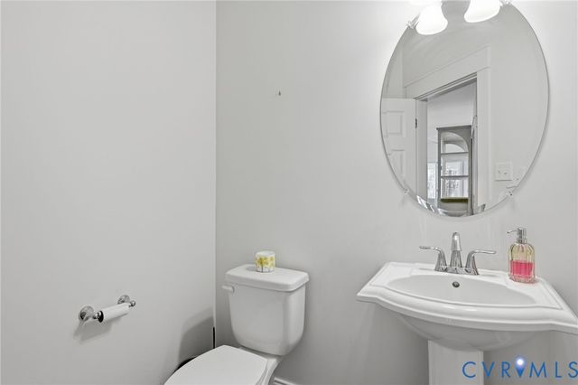 12418 Nash Rd, Chesterfield, VA 23838