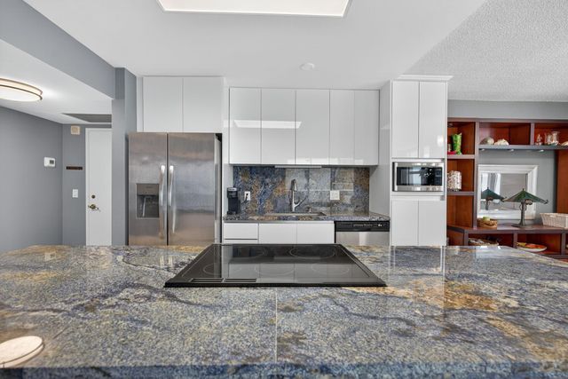 5440 N Ocean Drive 607, Singer Island, FL 33404